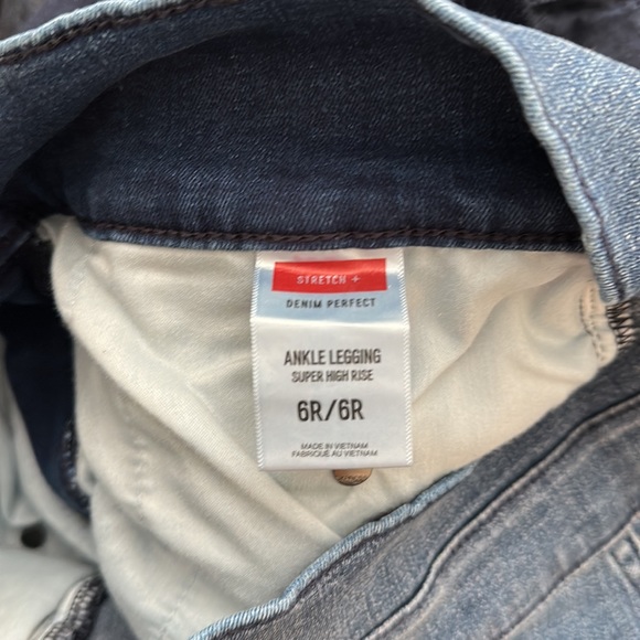 Skinny super high rise ankle stretch denim - Picture 3 of 4